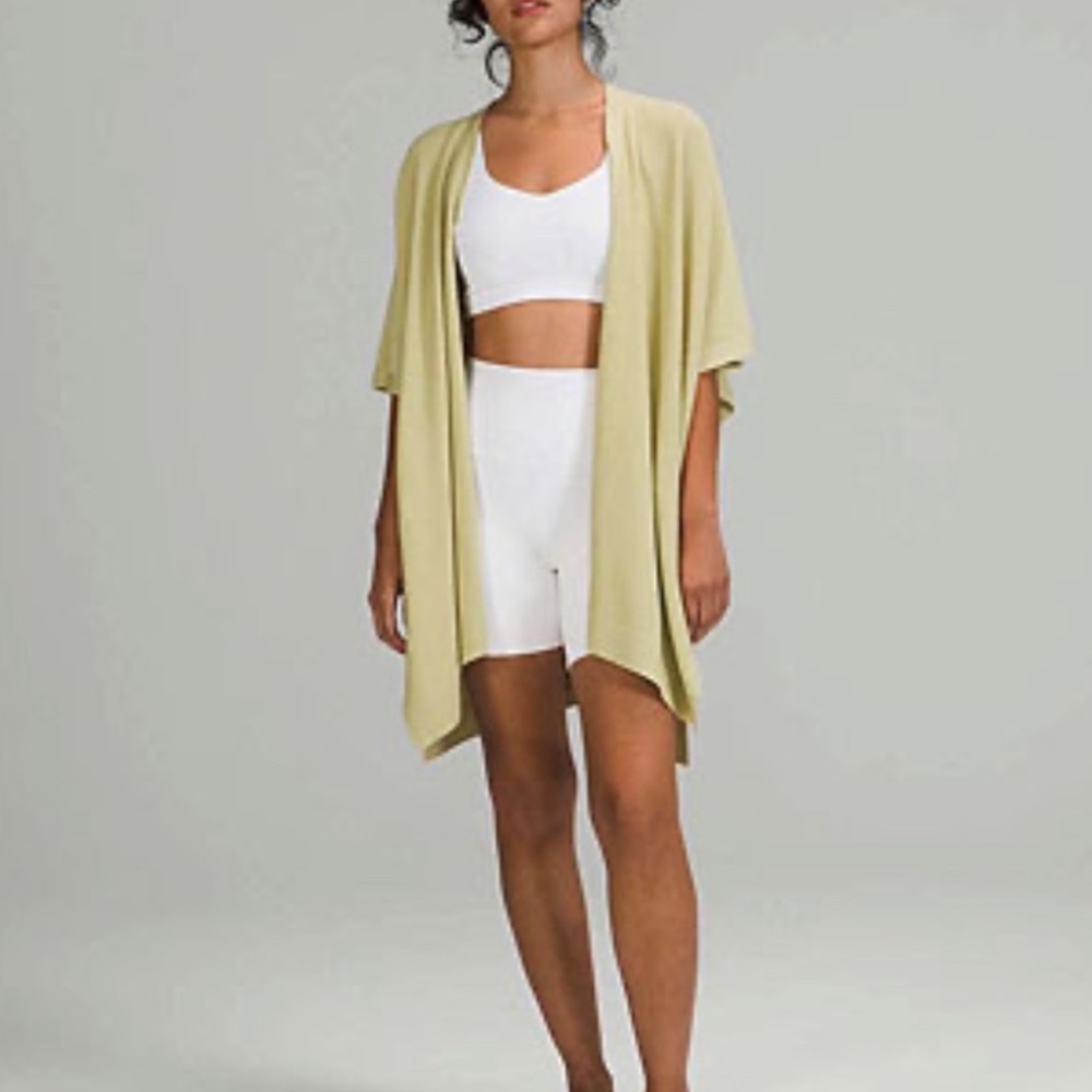 Lululemon Merino Wool Short Sleeve Wrap sz M/L